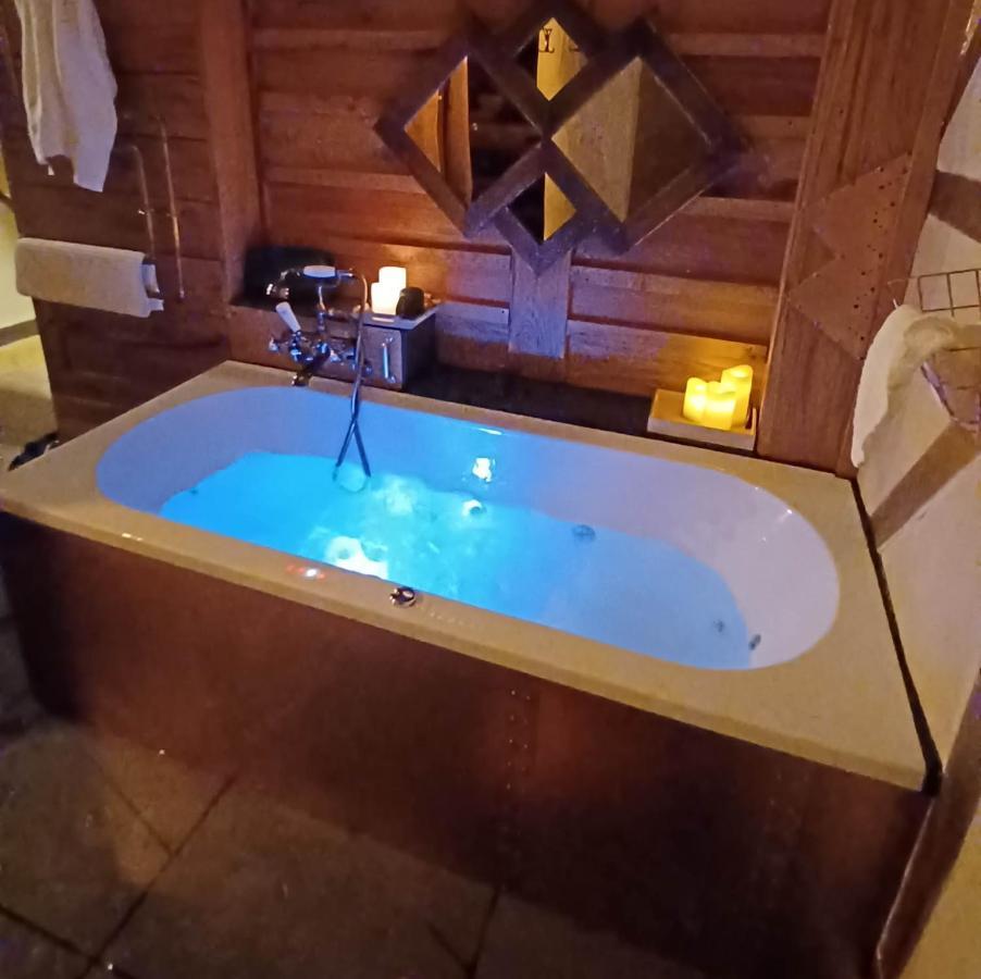 La Cabane Du Coing Vise Bagian luar foto