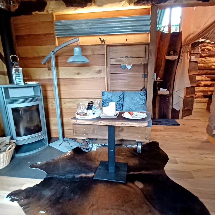 La Cabane Du Coing Vise Bagian luar foto